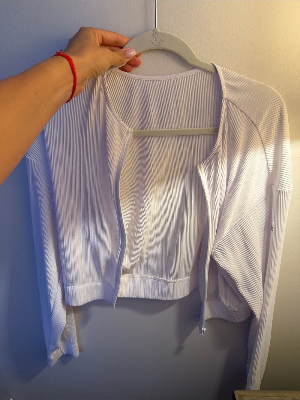 ALO Yoga White Ribbed Zip-Up Cropped Jacket